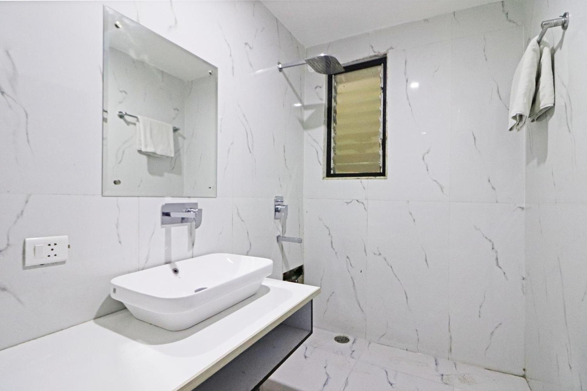Hotel Grand Qubic Near Delhi Airport Nowe Delhi Zewnętrze zdjęcie