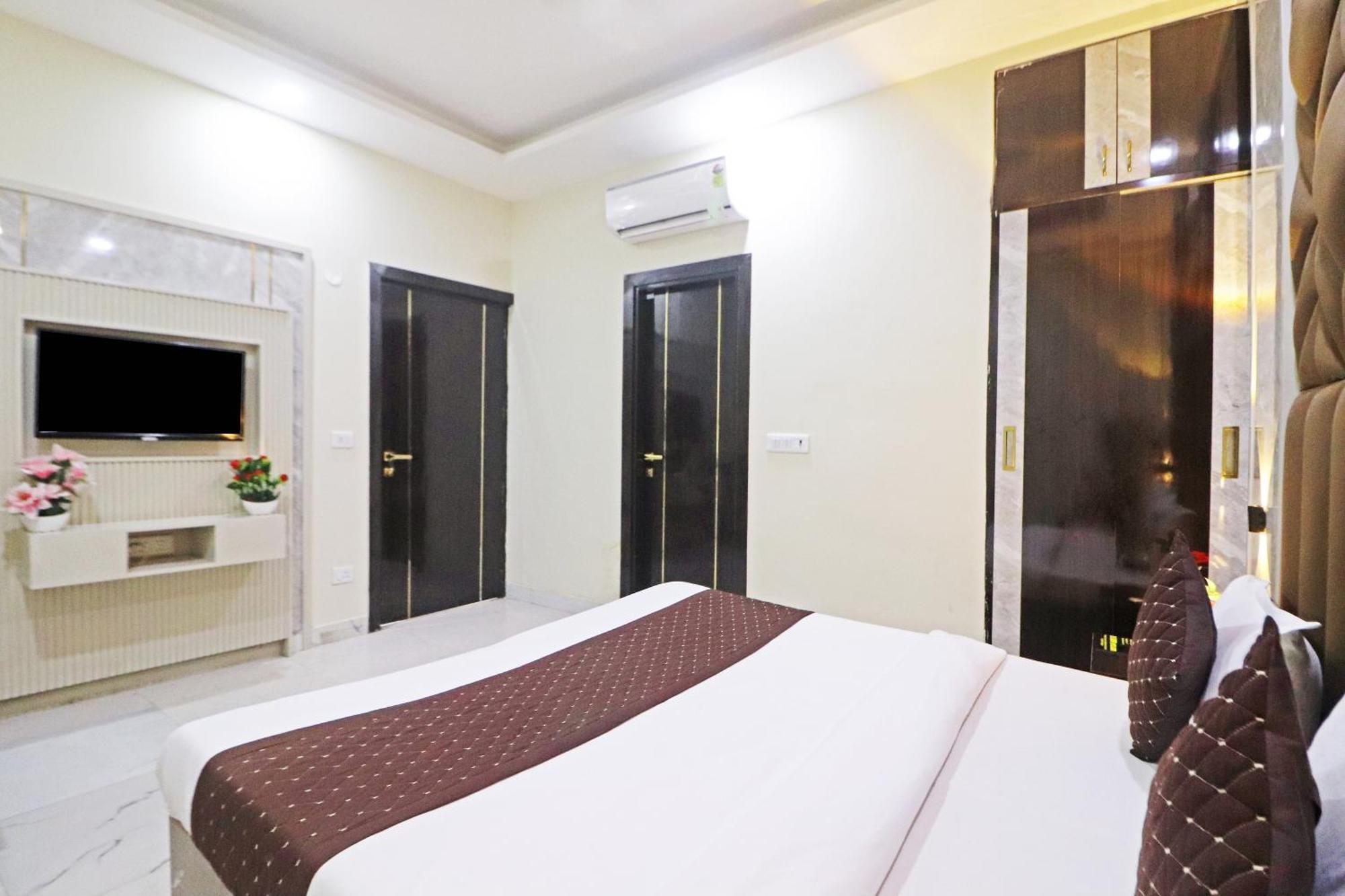 Hotel Grand Qubic Near Delhi Airport Nowe Delhi Zewnętrze zdjęcie