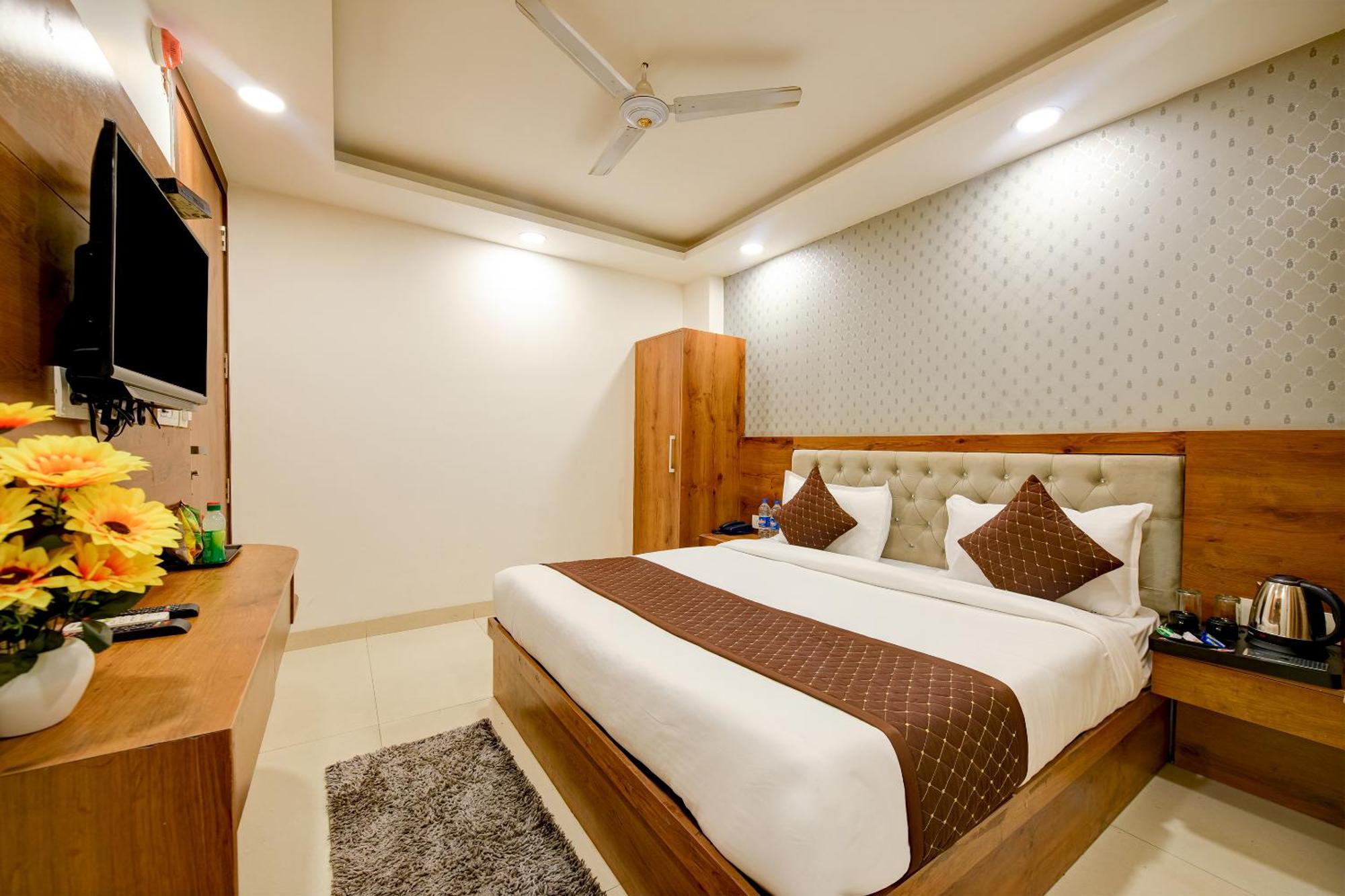 Hotel Grand Qubic Near Delhi Airport Nowe Delhi Zewnętrze zdjęcie