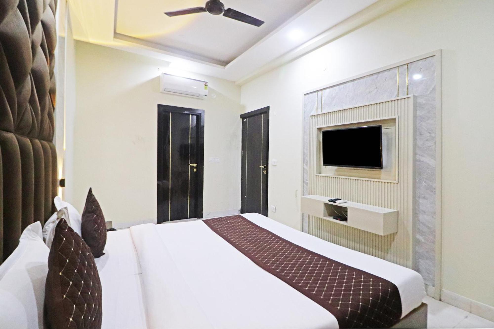 Hotel Grand Qubic Near Delhi Airport Nowe Delhi Zewnętrze zdjęcie